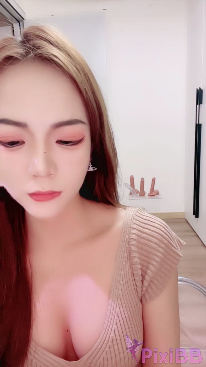 Gu Zhizhi Su Qing A collection of videos the squirting goddess with a perfect combination Tianyu 04 PixiBB.COM 002