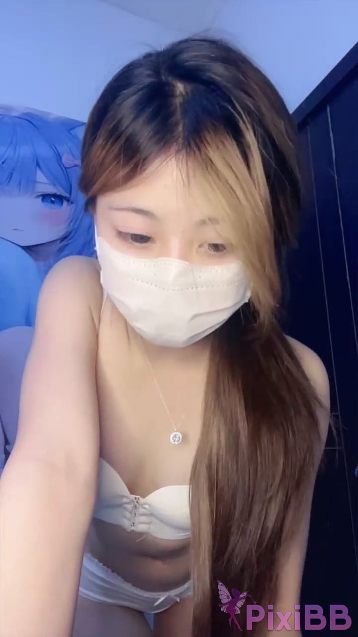 Bei 36E Pure school girl dancing naked in white stockings is so cool PixiBB.COM 007