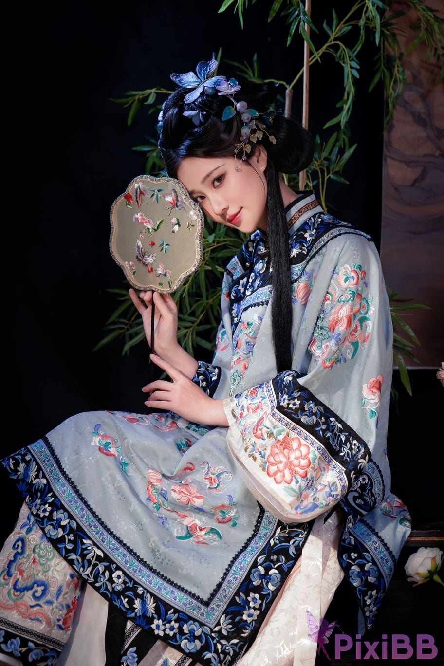 Coser Nnian PixiBB.COM 005