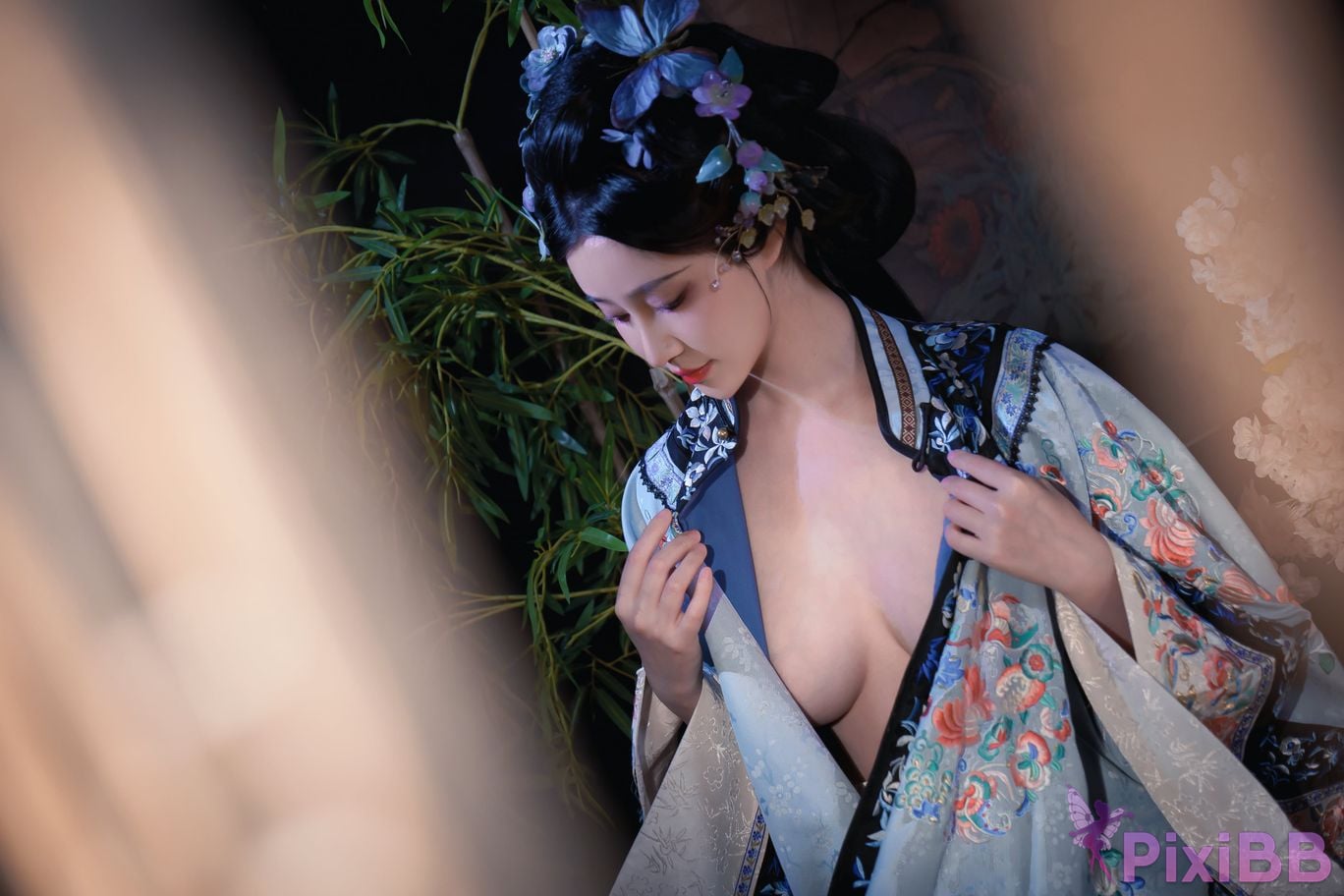 Coser Nnian PixiBB.COM 025