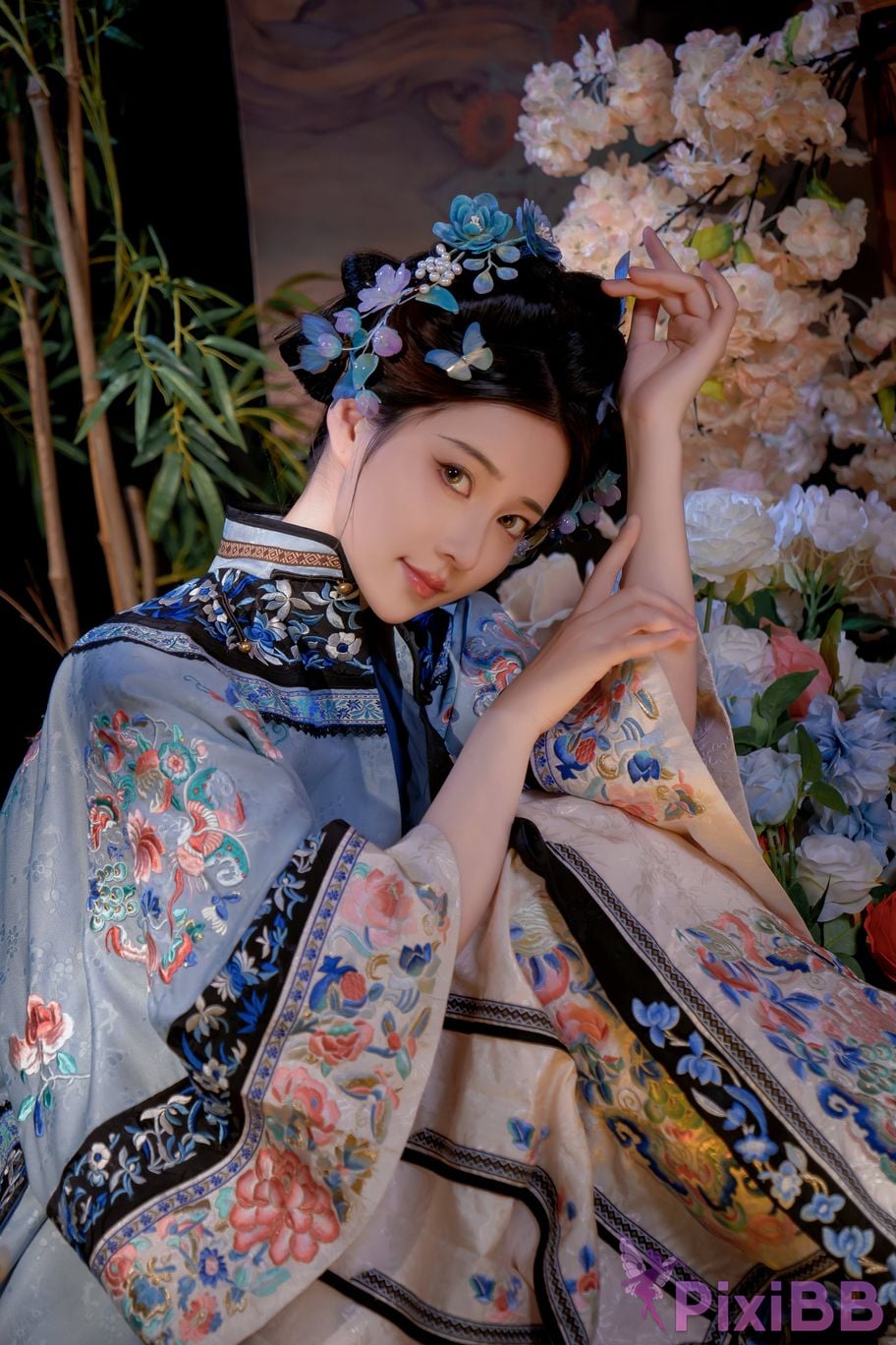 Coser Nnian PixiBB.COM 039