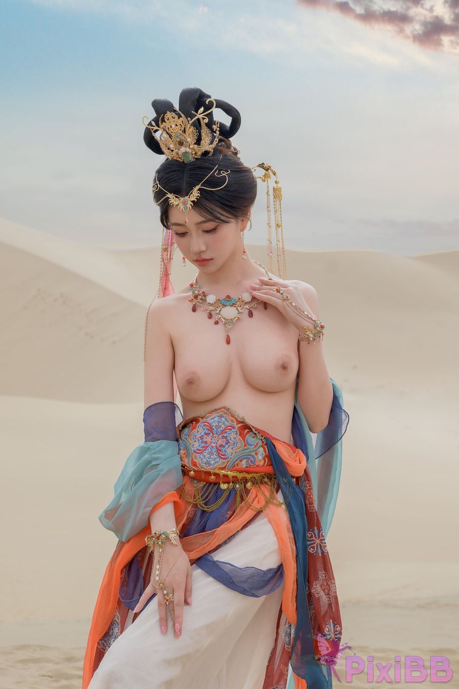 Coser Nnian PixiBB.COM 050