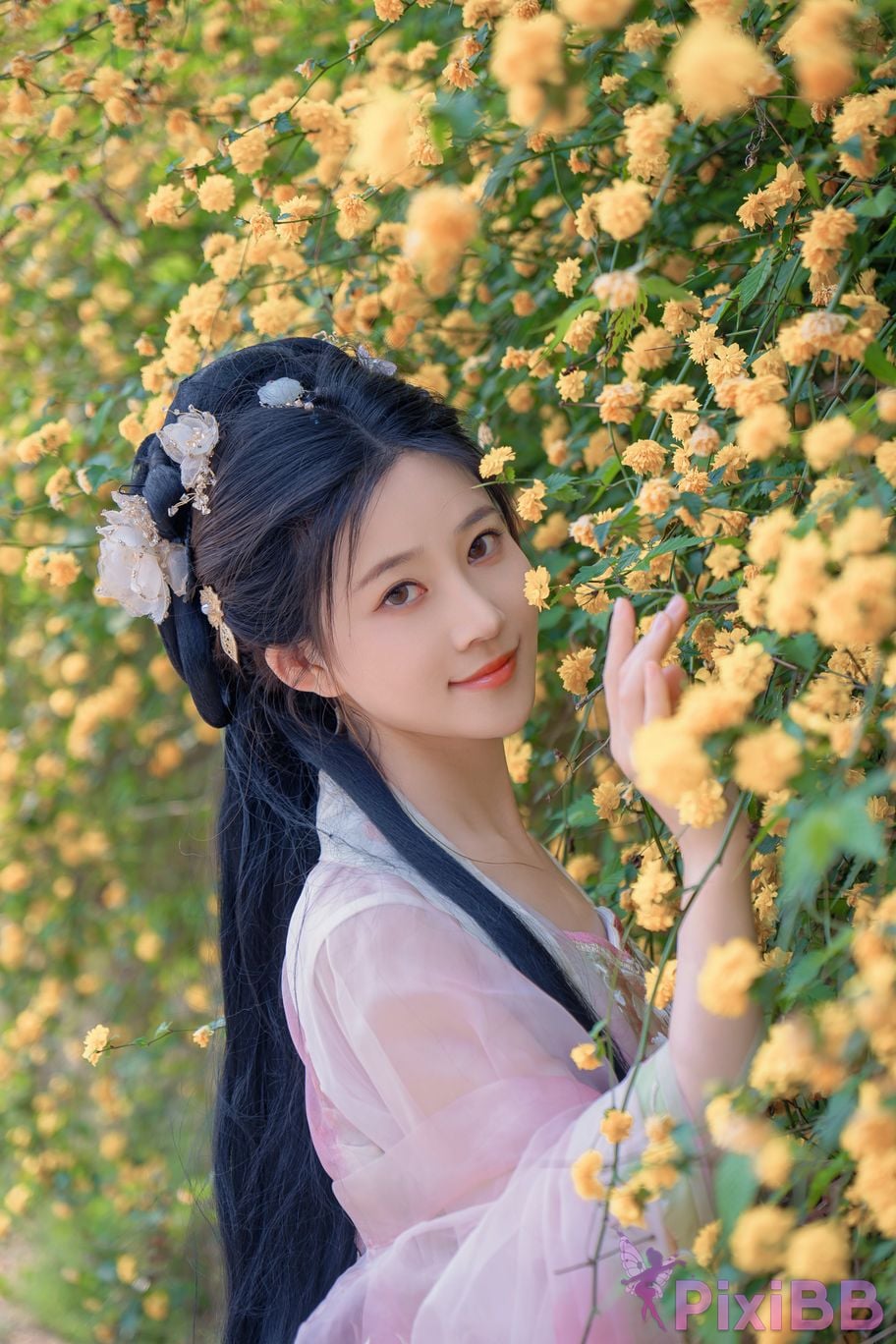 Coser Nnian PixiBB.COM 011