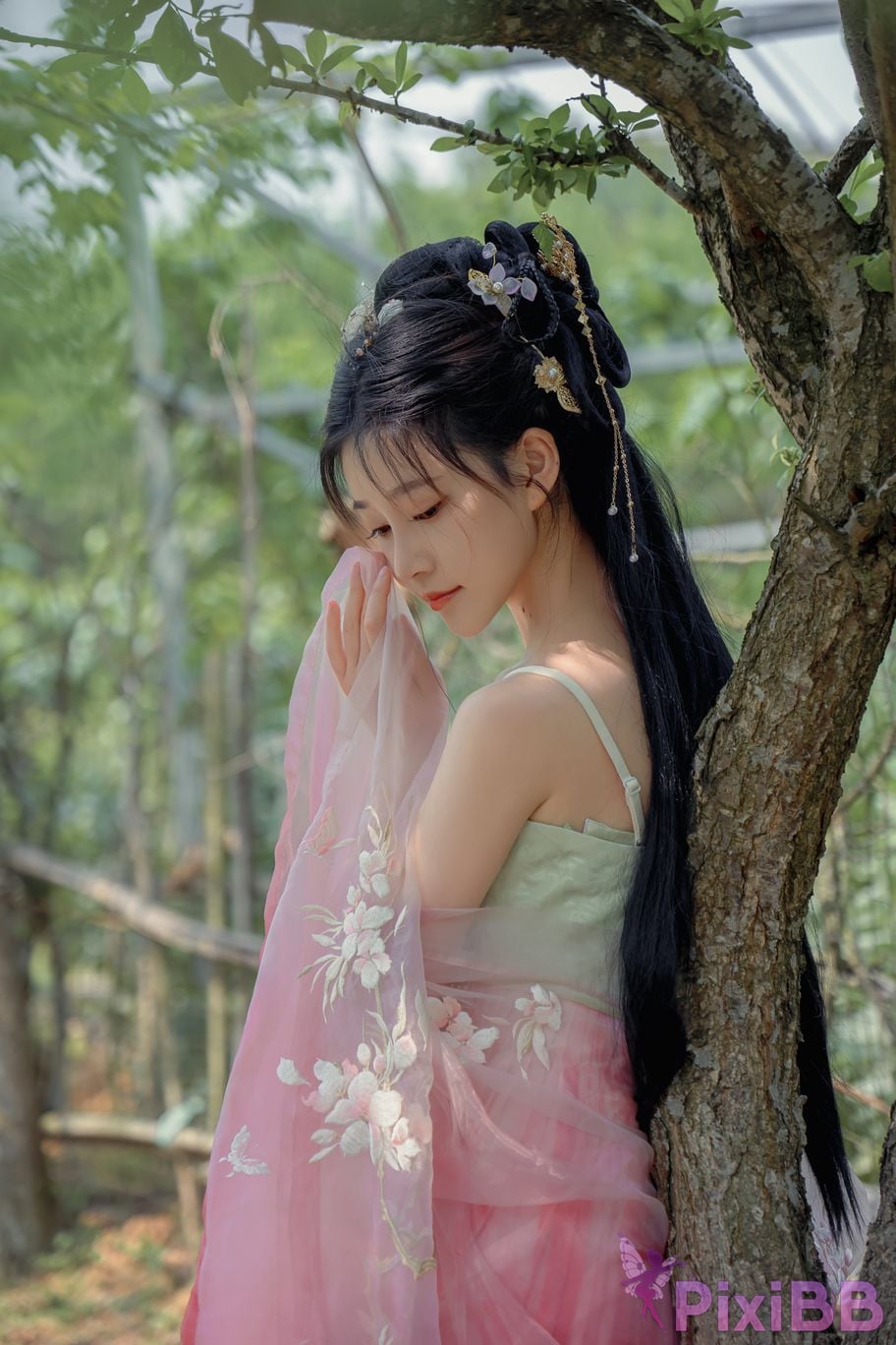 Coser Nnian PixiBB.COM 021