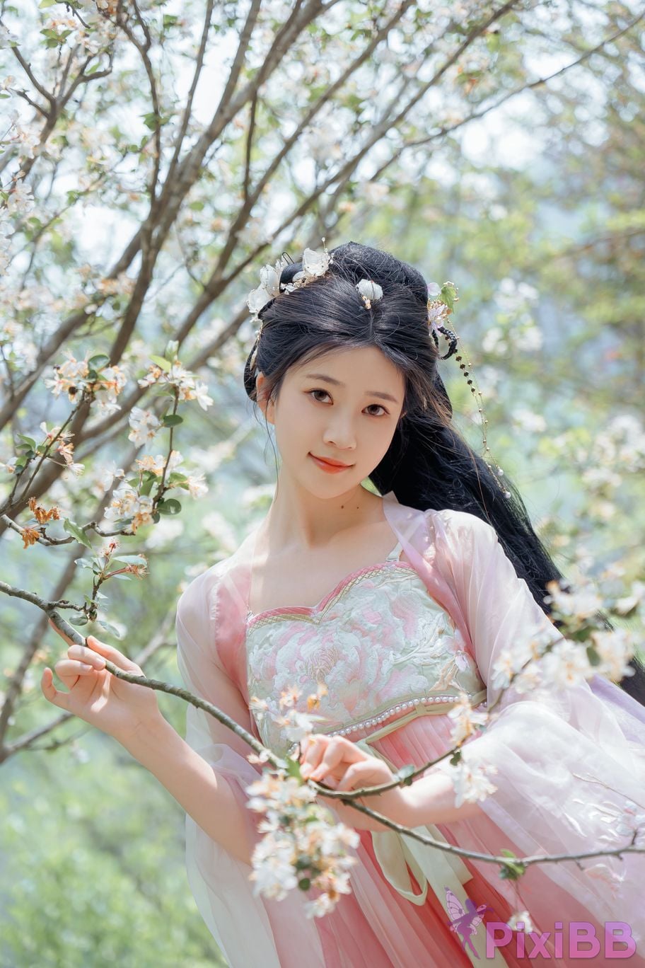 Coser Nnian PixiBB.COM 024