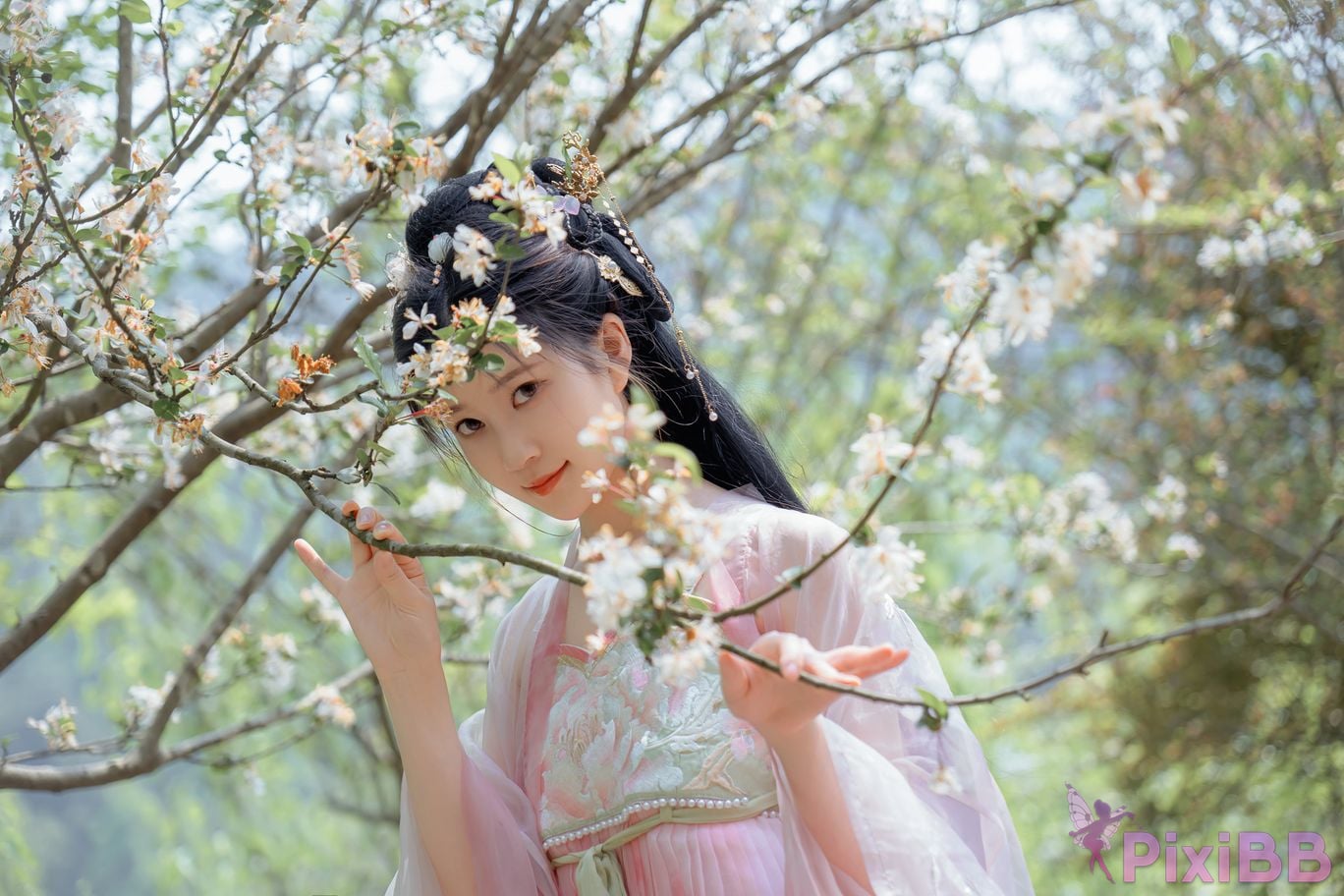 Coser Nnian PixiBB.COM 026