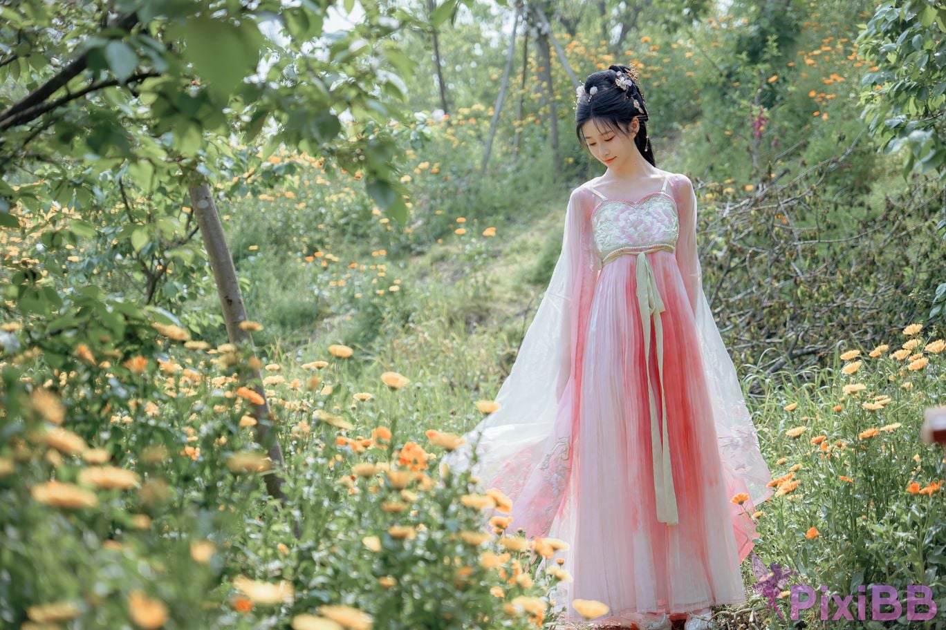 Coser Nnian PixiBB.COM 032