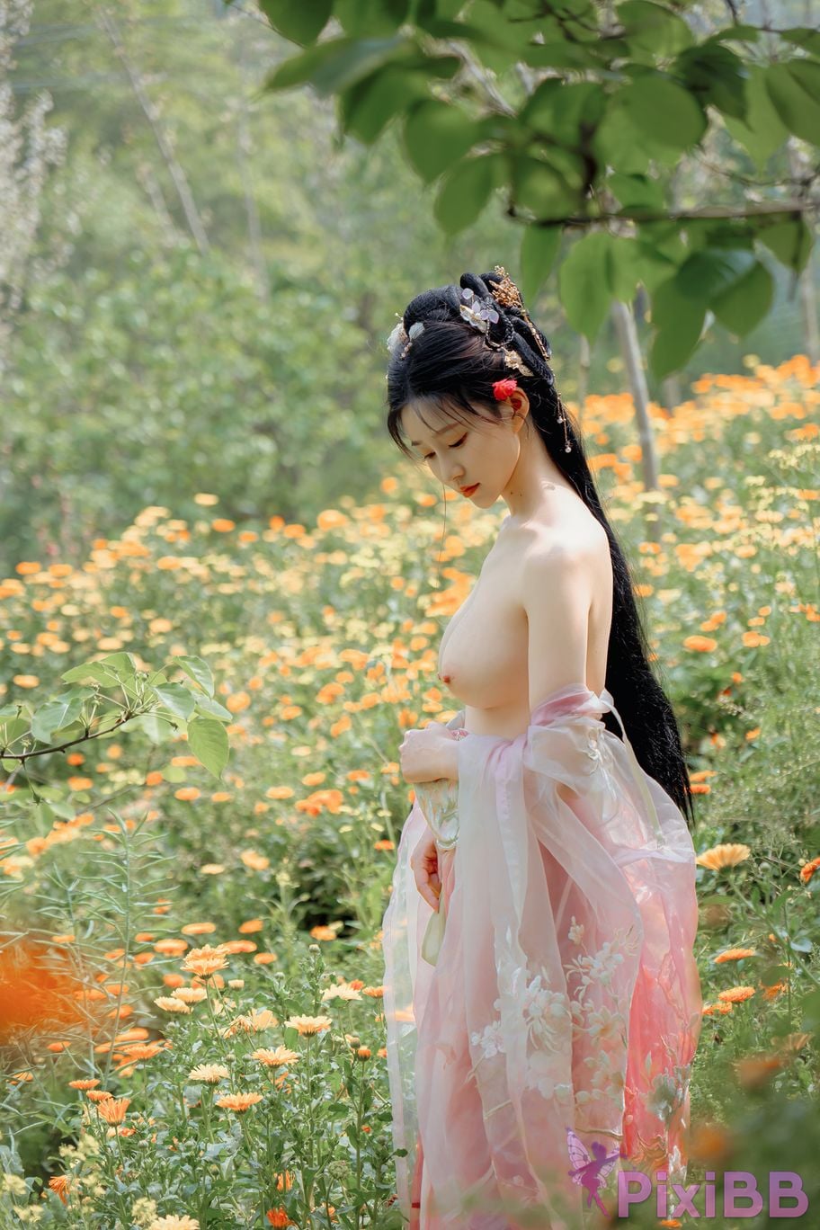 Coser Nnian PixiBB.COM 036