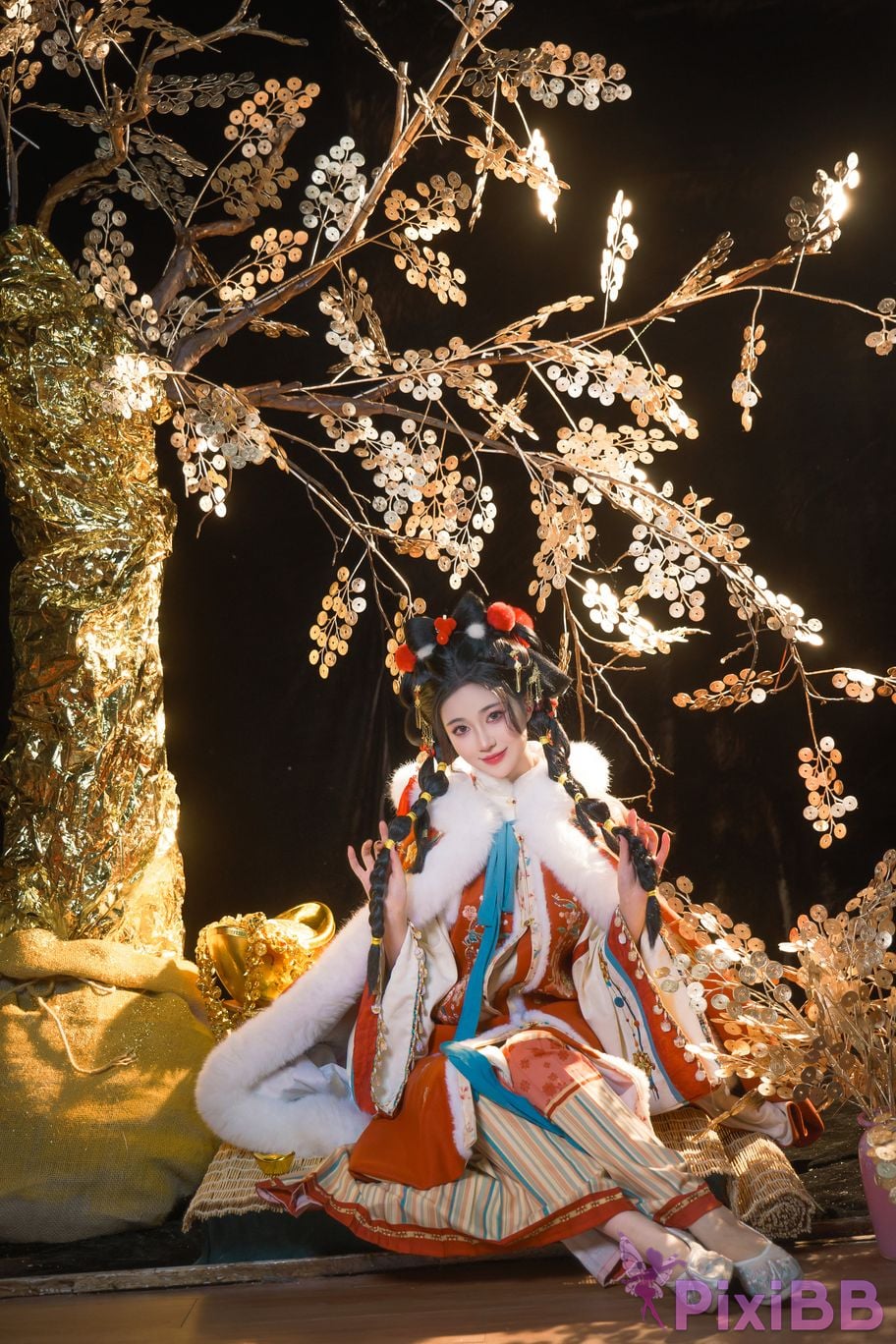 Coser Nnian 2025 PixiBB.COM 004