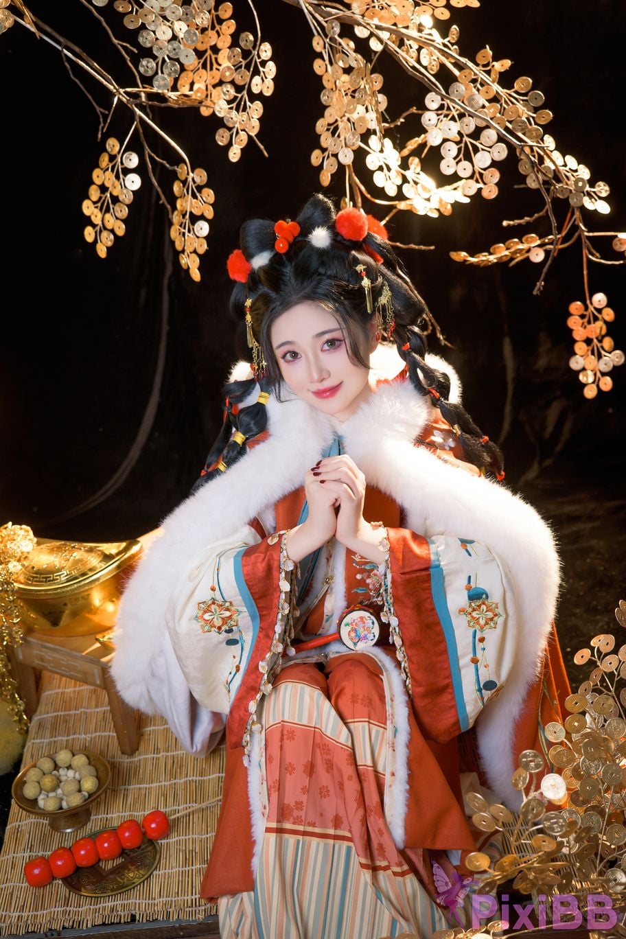 Coser Nnian 2025 PixiBB.COM 017