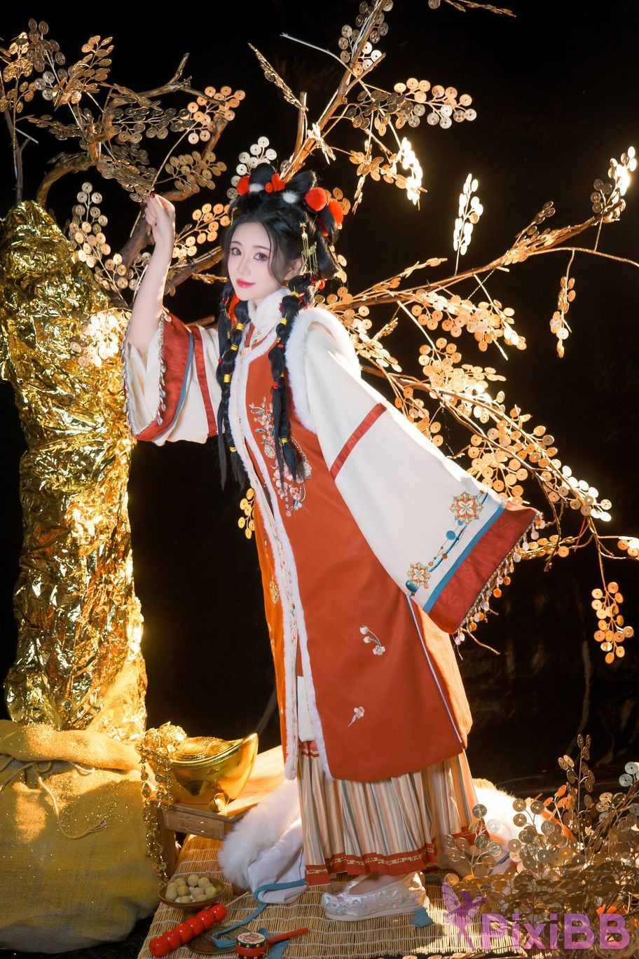 Coser Nnian 2025 PixiBB.COM 023