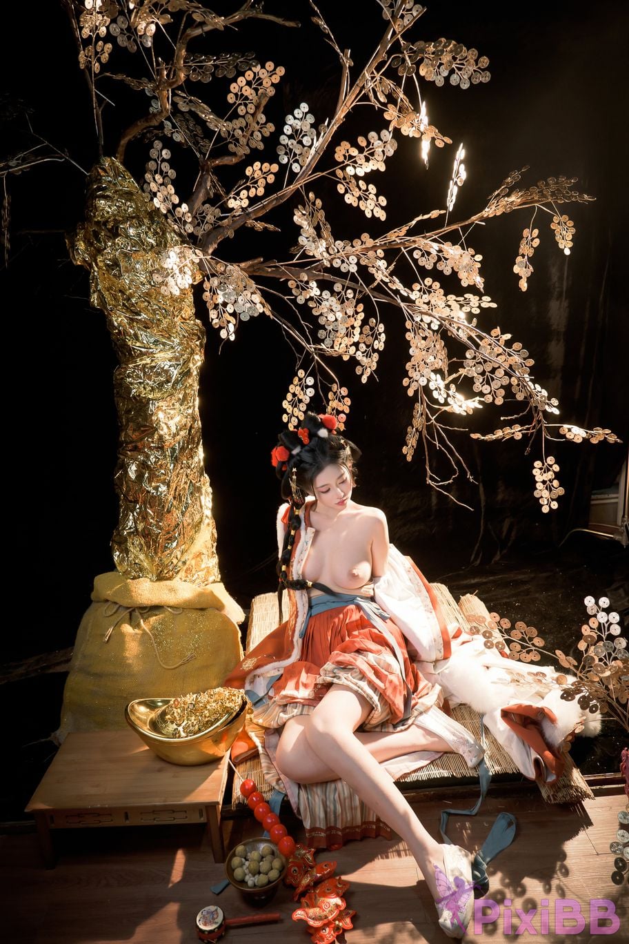 Coser Nnian 2025 PixiBB.COM 027