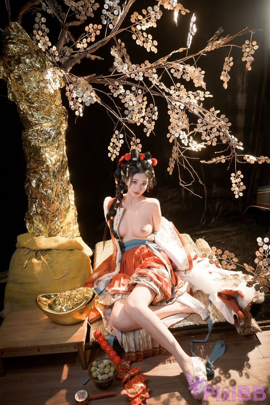 Coser Nnian 2025 PixiBB.COM 028