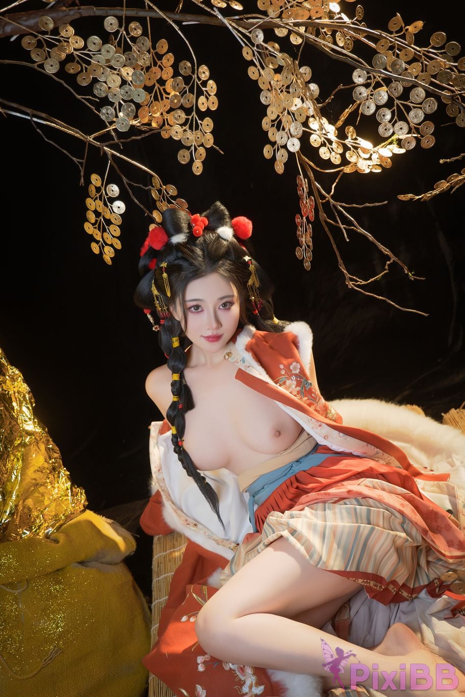 Coser Nnian 2025 PixiBB.COM 042