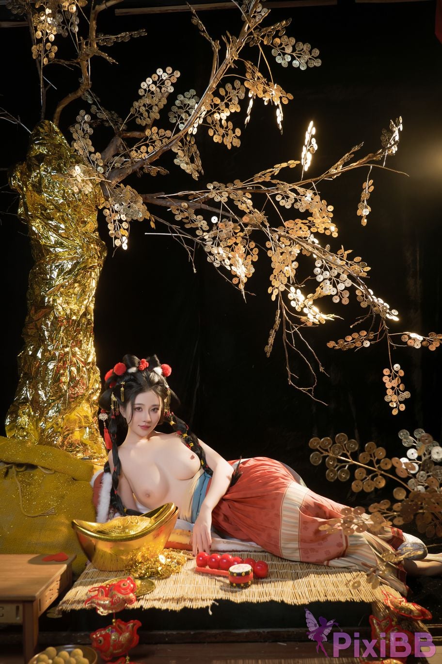 Coser Nnian 2025 PixiBB.COM 075