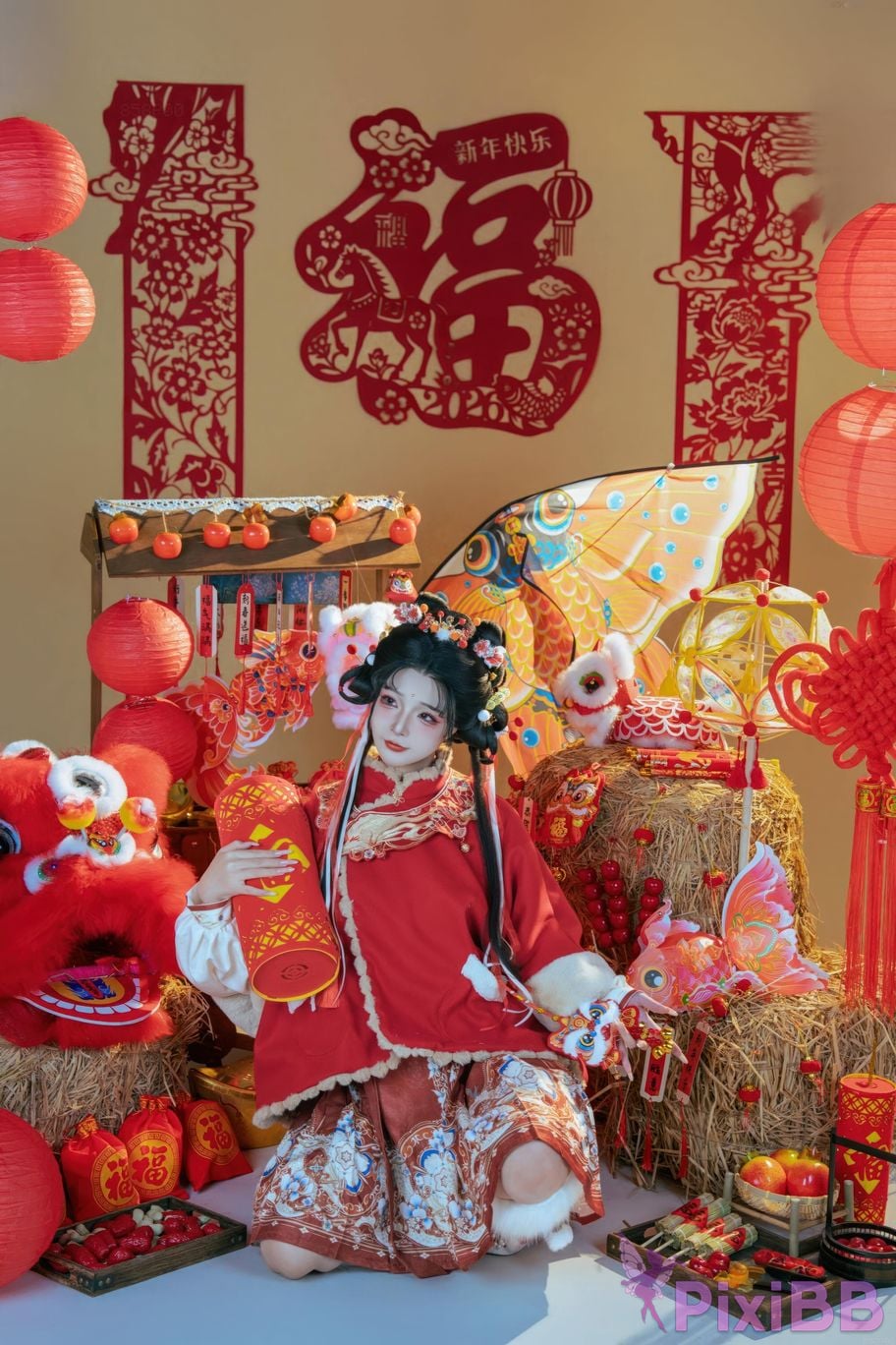 Cosplayer yuuhui Yuhui 2026 New Year Special Lion Awakening Girl PixiBB.COM 005