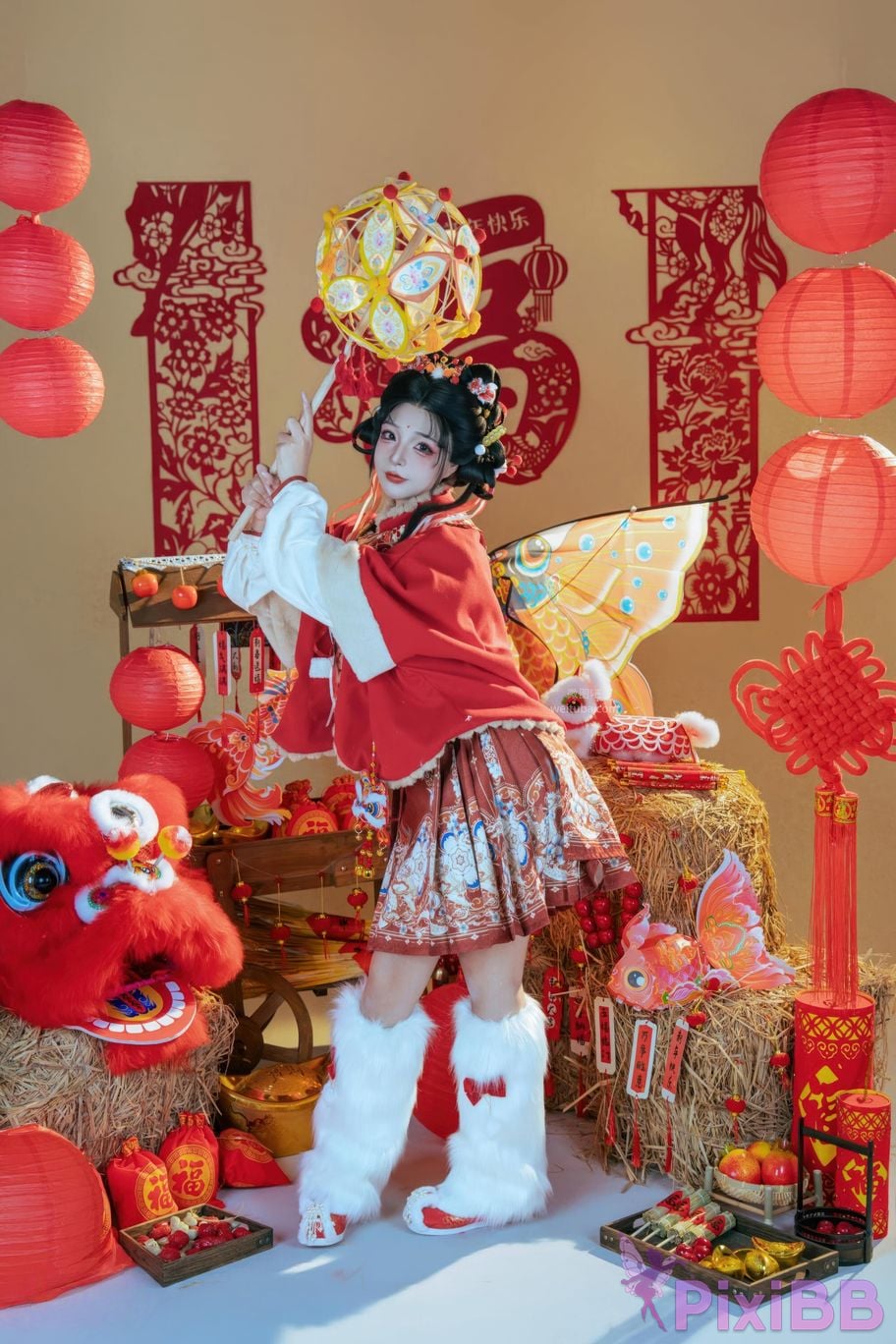 Cosplayer yuuhui Yuhui 2026 New Year Special Lion Awakening Girl PixiBB.COM 007