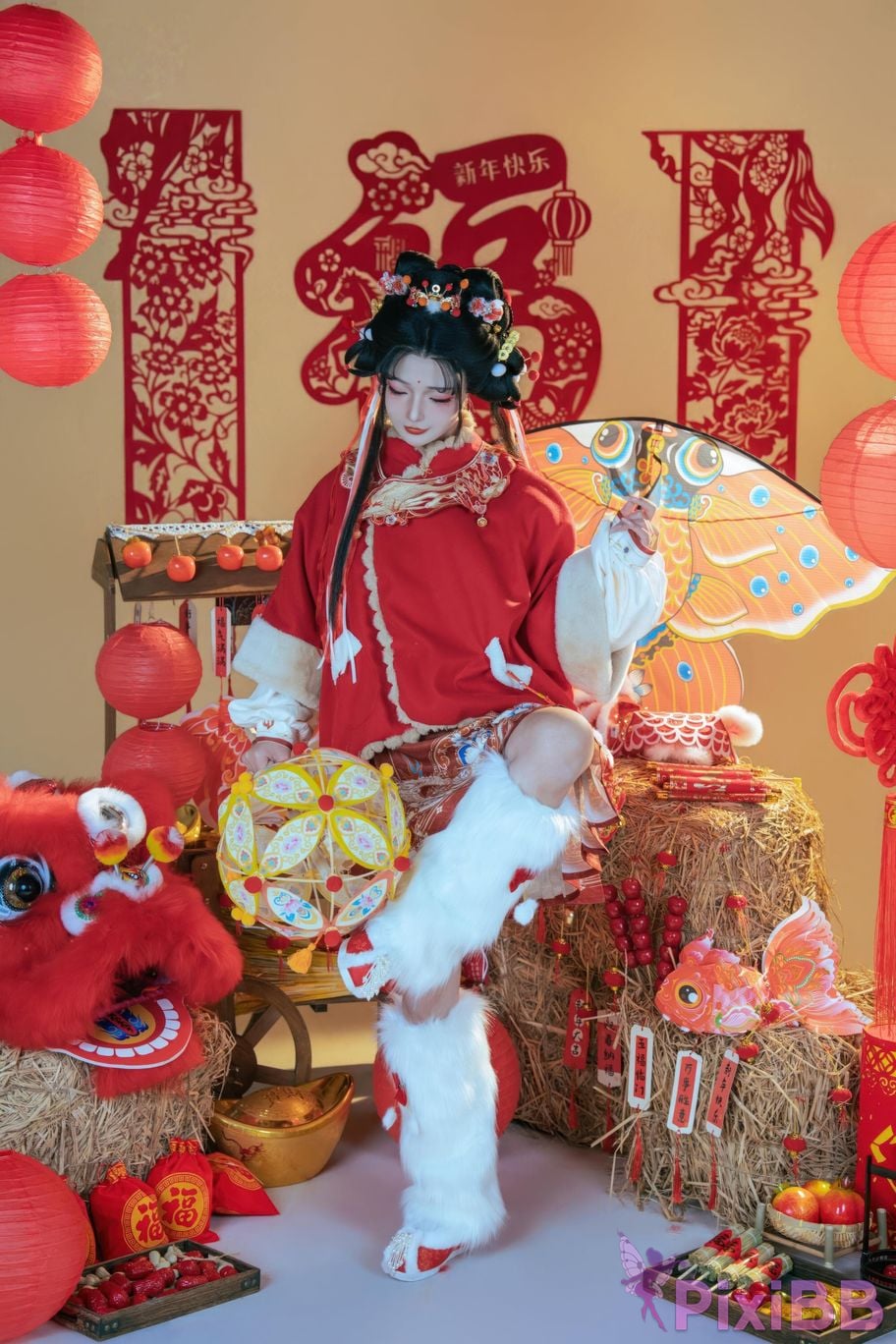 Cosplayer yuuhui Yuhui 2026 New Year Special Lion Awakening Girl PixiBB.COM 016