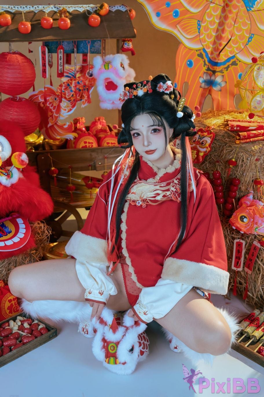 Cosplayer yuuhui Yuhui 2026 New Year Special Lion Awakening Girl PixiBB.COM 026