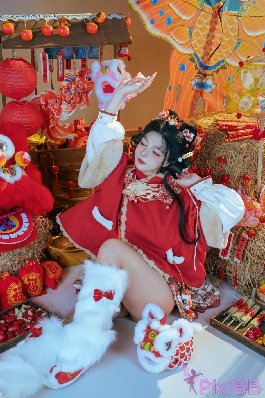 Cosplayer yuuhui Yuhui 2026 New Year Special Lion Awakening Girl PixiBB.COM 030