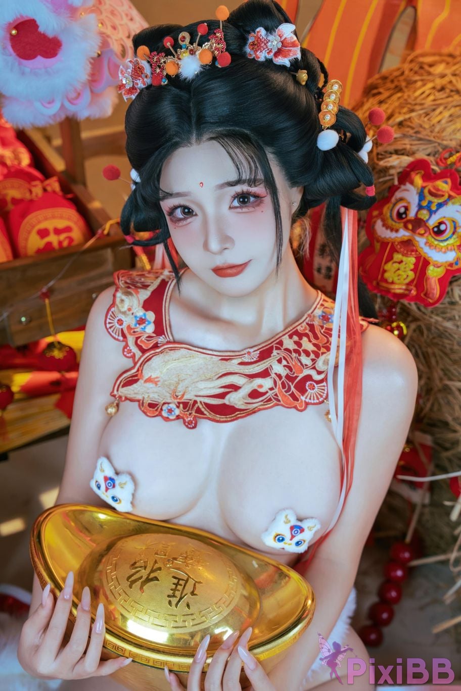 Cosplayer yuuhui Yuhui 2026 New Year Special Lion Awakening Girl PixiBB.COM 097