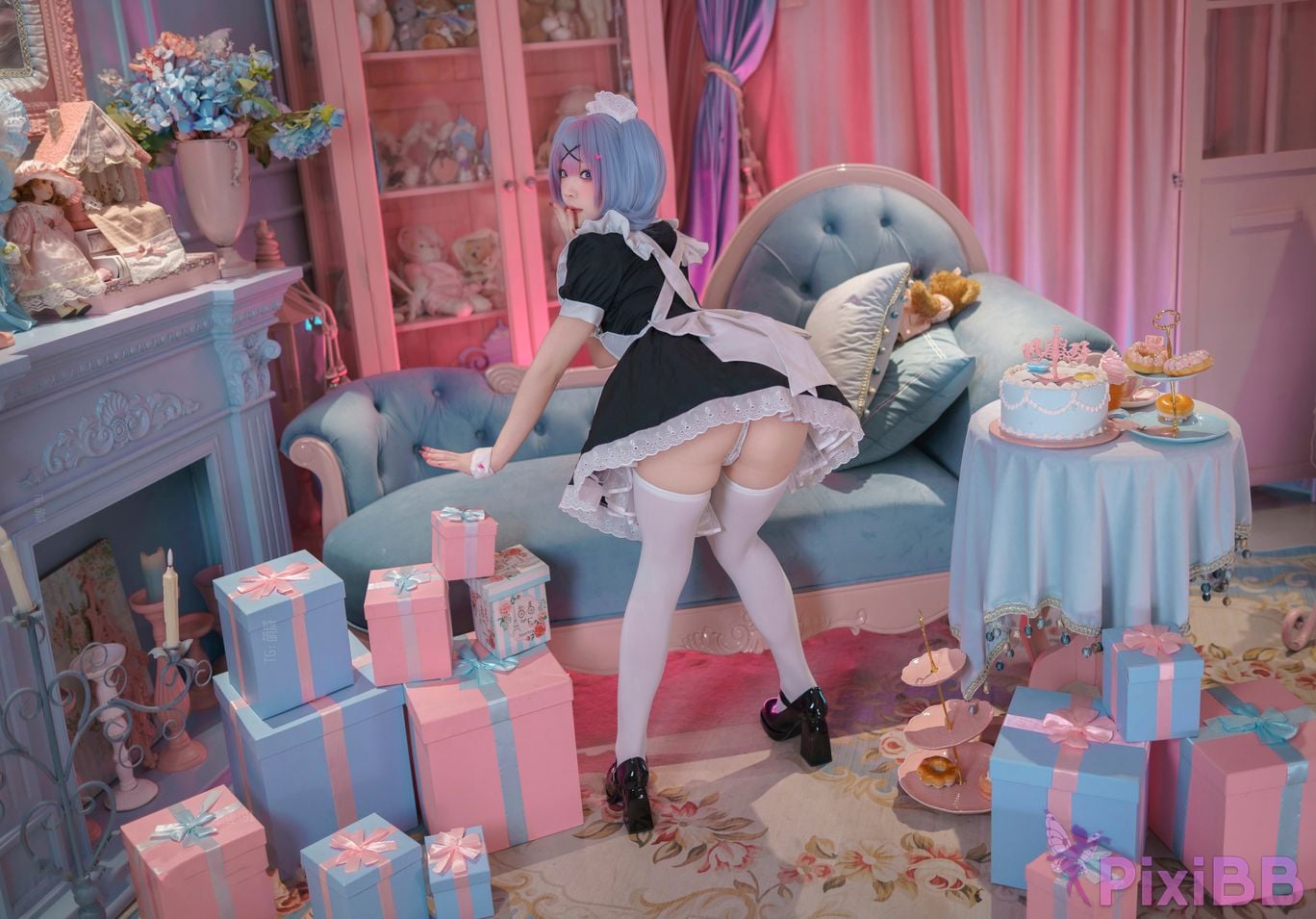 Cosplayer Bangni Bonnie Hatsune Miku rabbit hole maid PixiBB.COM 013