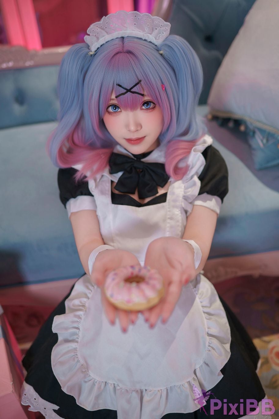 Cosplayer Bangni Bonnie Hatsune Miku rabbit hole maid PixiBB.COM 022