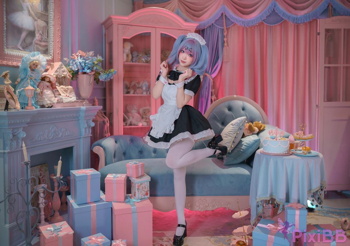 Cosplayer Bangni Bonnie Hatsune Miku rabbit hole maid PixiBB.COM 034