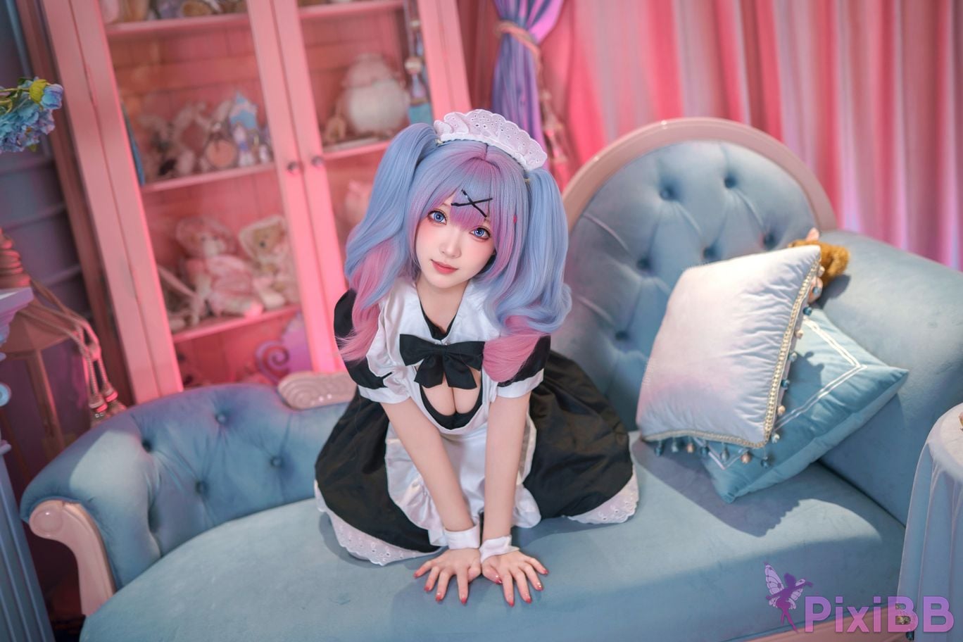 Cosplayer Bangni Bonnie Hatsune Miku rabbit hole maid PixiBB.COM 043