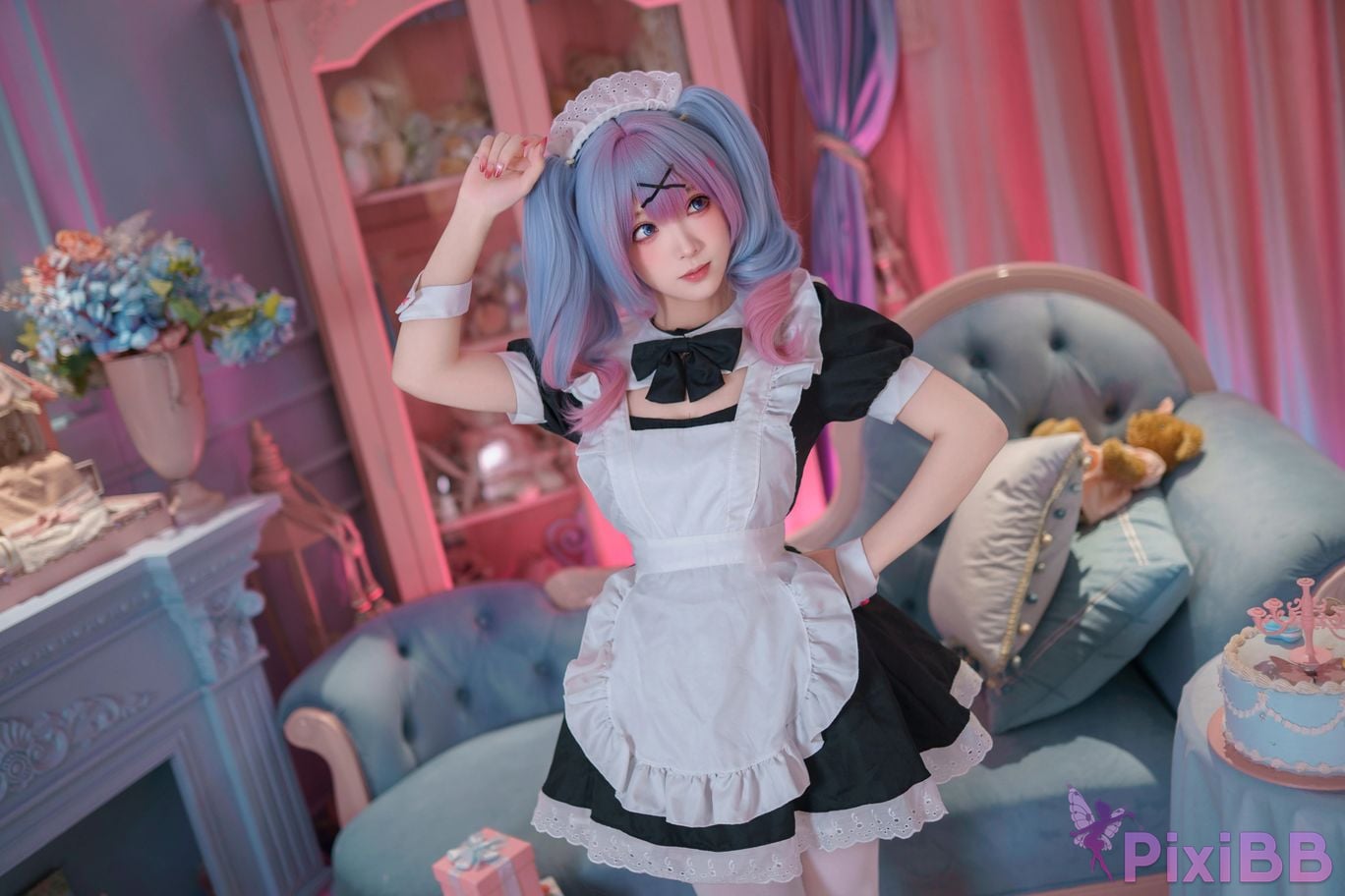 Cosplayer Bangni Bonnie Hatsune Miku rabbit hole maid PixiBB.COM 045