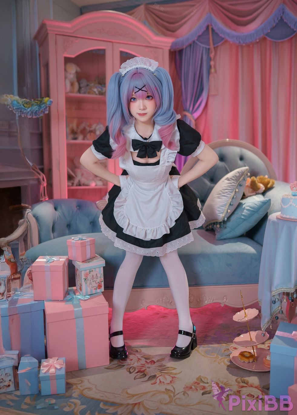 Cosplayer Bangni Bonnie Hatsune Miku rabbit hole maid PixiBB.COM 056