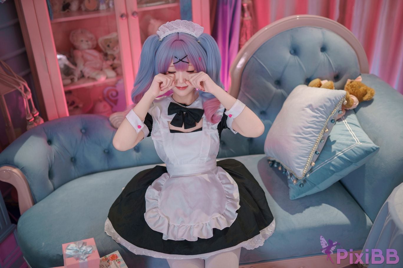 Cosplayer Bangni Bonnie Hatsune Miku rabbit hole maid PixiBB.COM 078