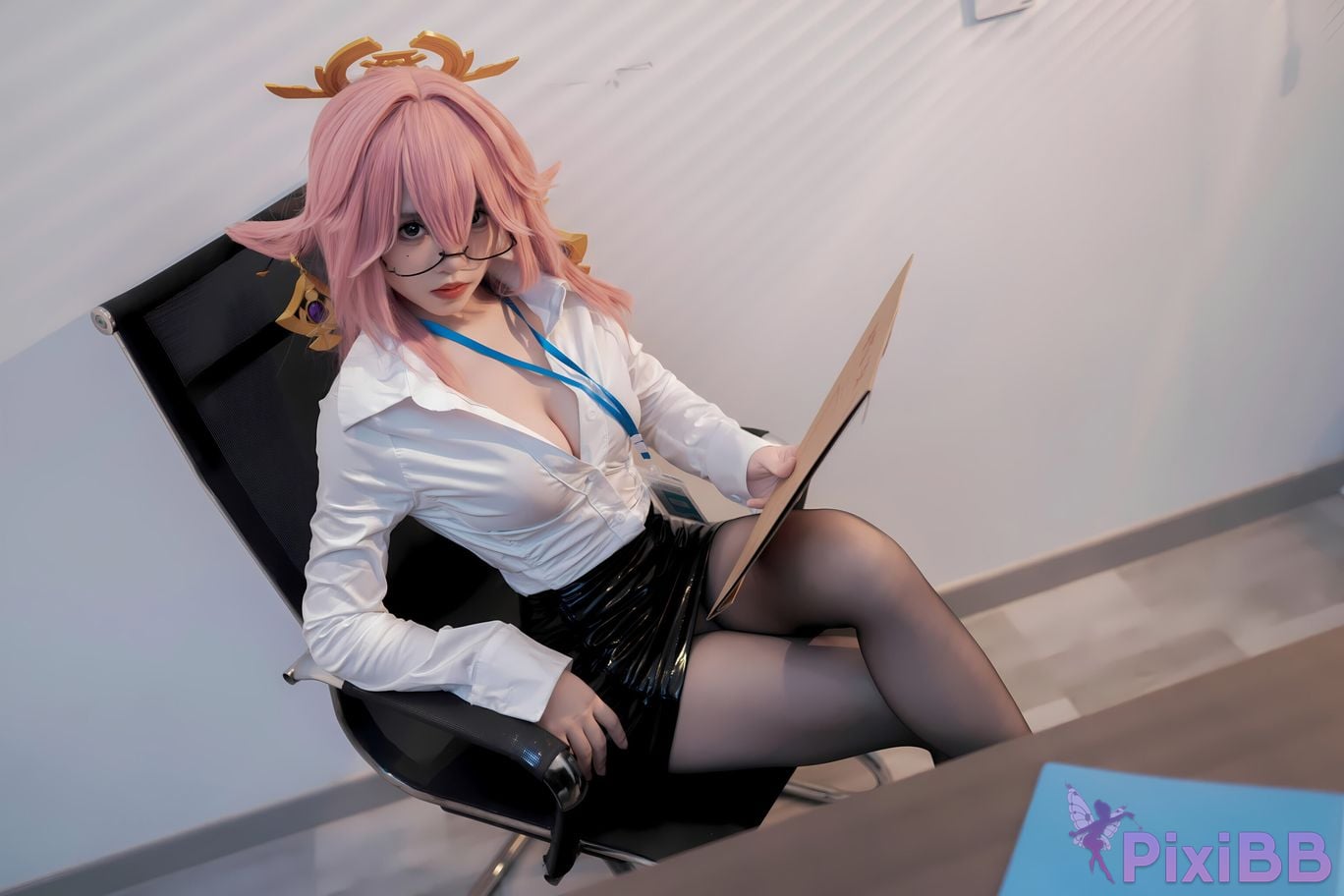 Coser Bangni Bonny interview PixiBB.COM 010