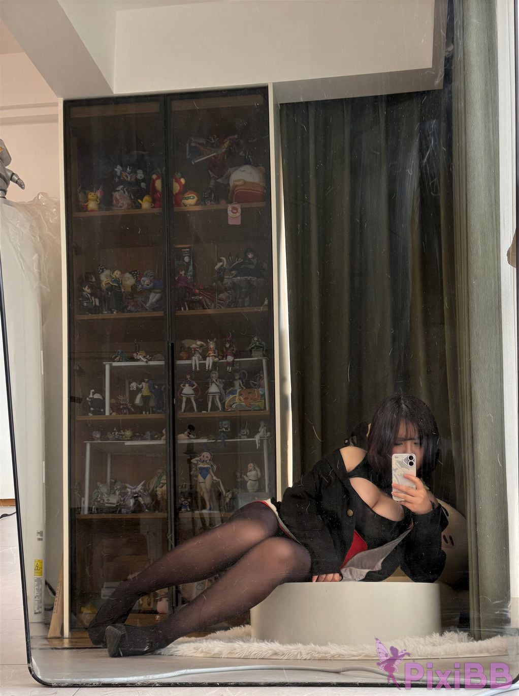 Cosplayer Ah Ban is very happy today Social animal selfie PixiBB.COM 003