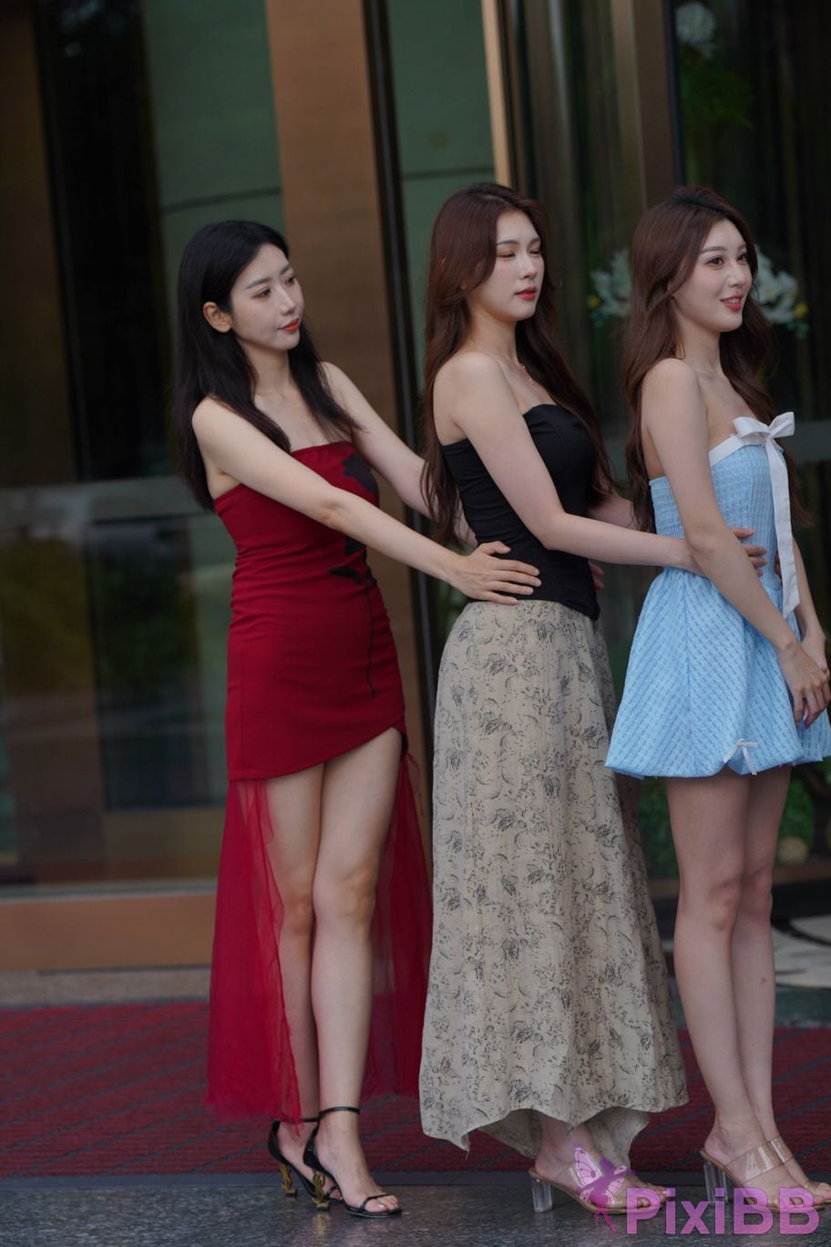 Featured Street Photography Works No.5371 Qiaoxiaoqianxi Looking forward to beautiful eyes PixiBB.COM 016