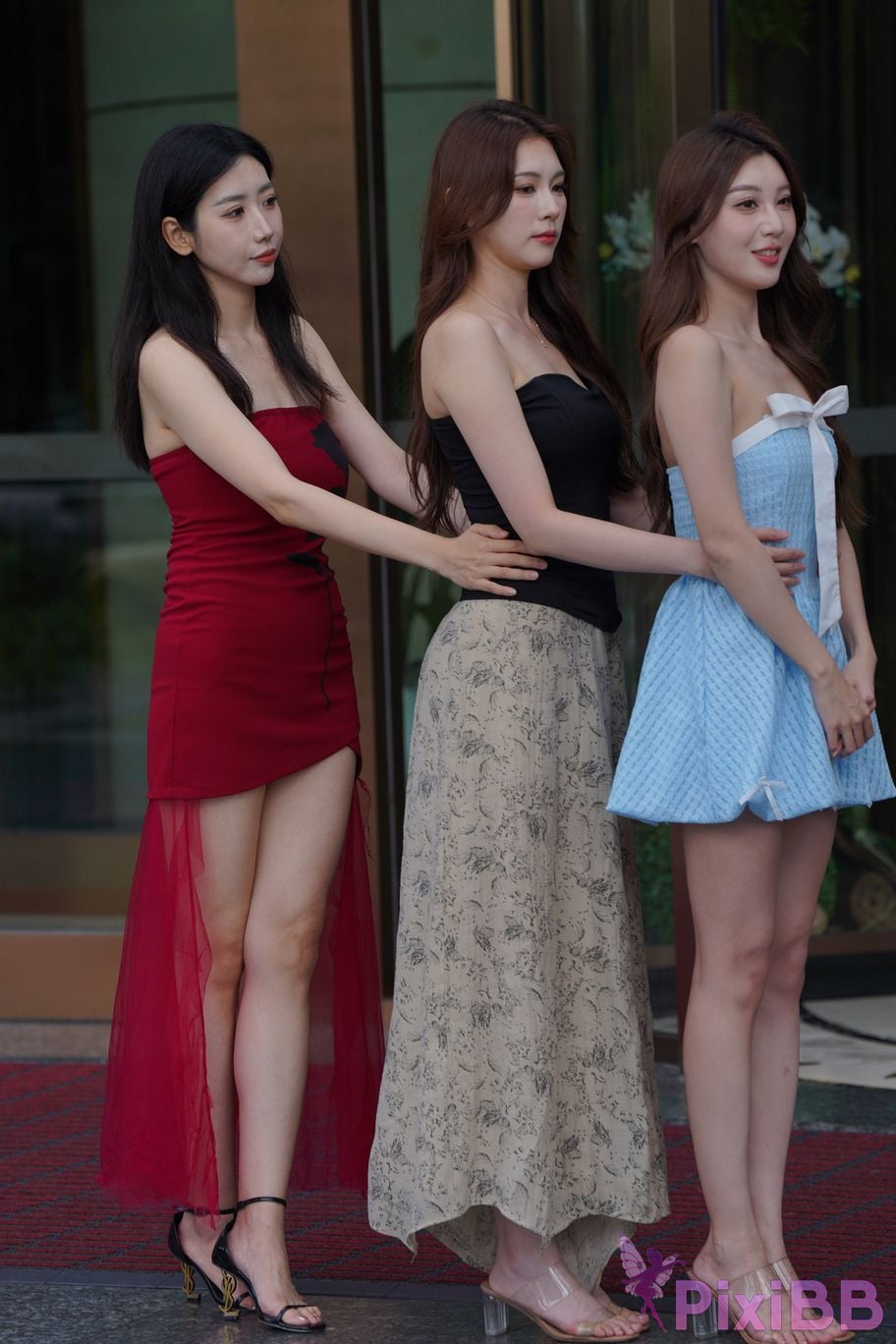 Featured Street Photography Works No.5371 Qiaoxiaoqianxi Looking forward to beautiful eyes PixiBB.COM 020