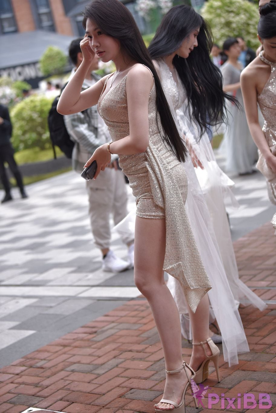 Featured Street Photography Works No.5374 Very smooth skin PixiBB.COM 070