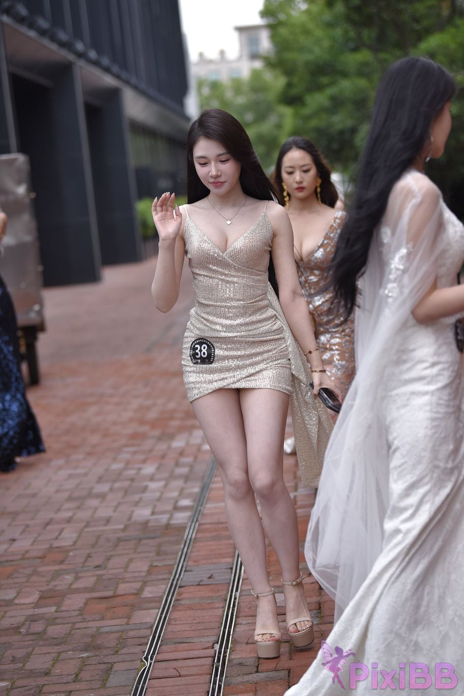 Featured Street Photography Works No.5374 Very smooth skin PixiBB.COM 149