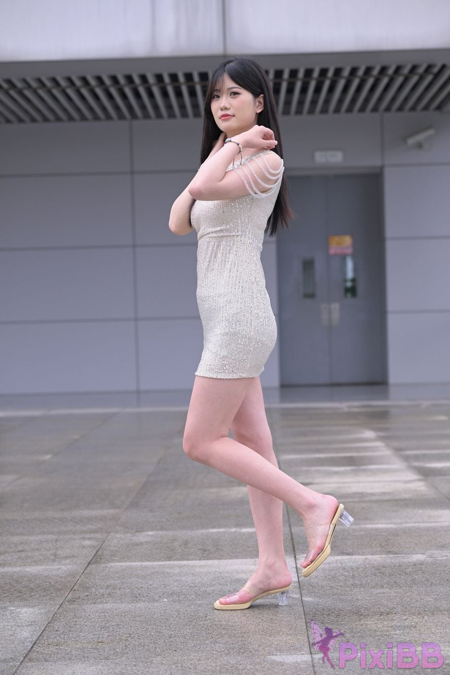 Featured Street Photography Works No.5378 Innocent girl PixiBB.COM 100