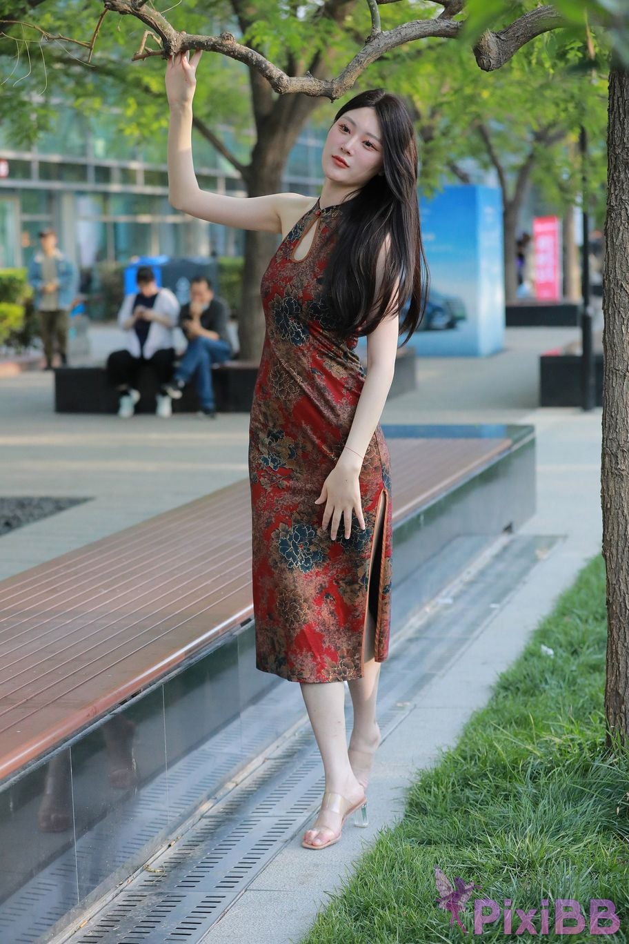 Featured Street Photography Works No.5380 Chinese cheongsam beauty PixiBB.COM 060
