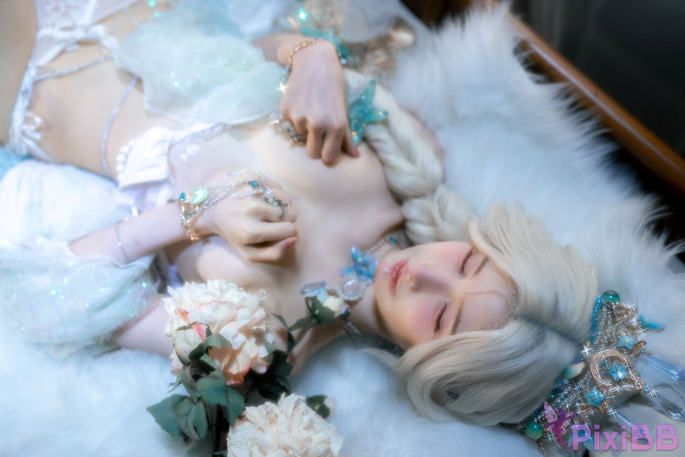 Cosplayer Call the beast 10 12 moon Member Highlights Nishuihan PixiBB.COM 035