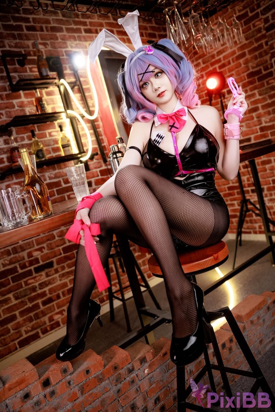 Coser A Xuexue Hatsune Rabbit Hole PixiBB.COM 001