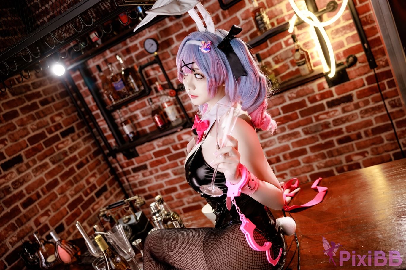 Coser A Xuexue Hatsune Rabbit Hole PixiBB.COM 020