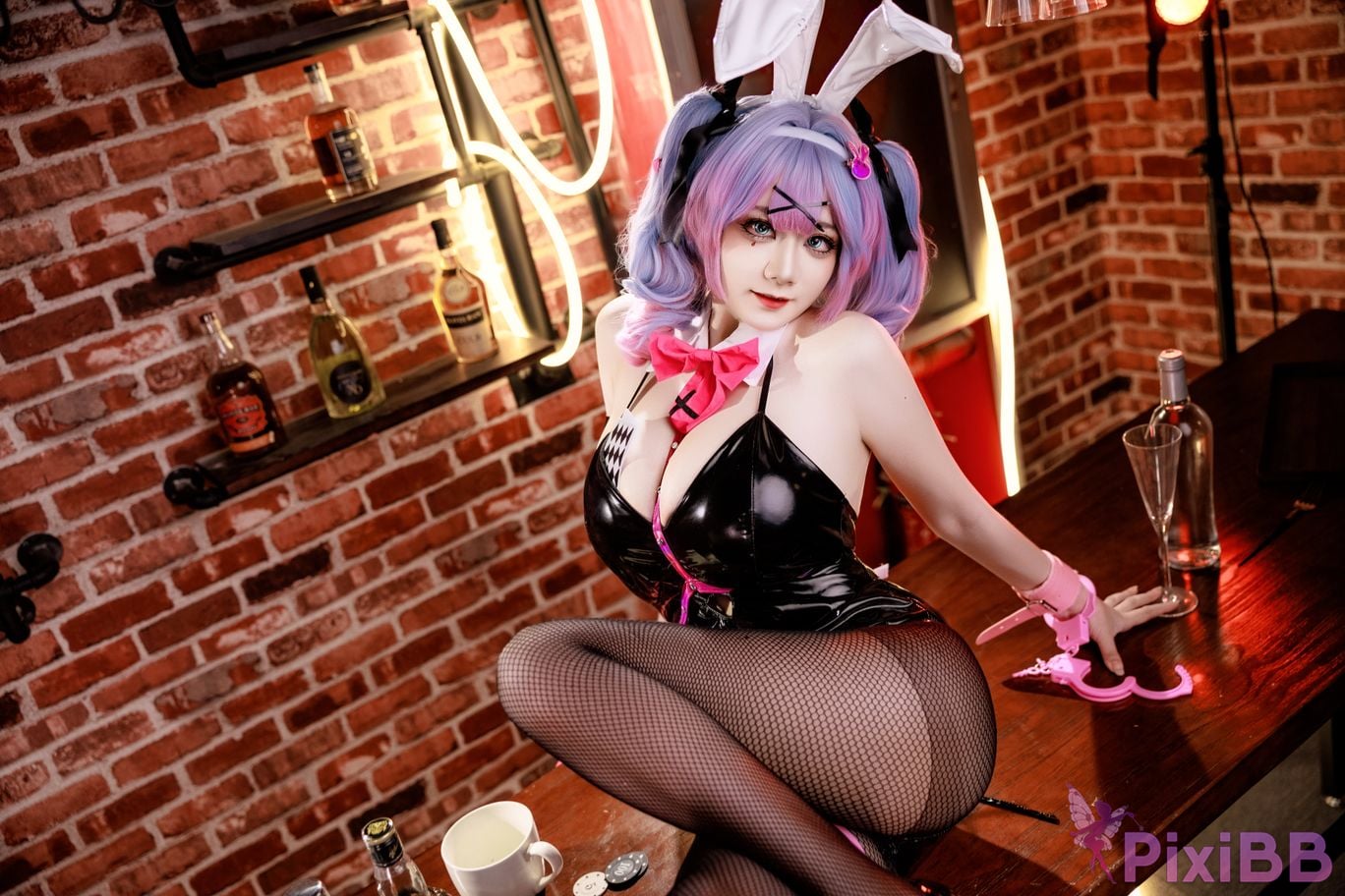 Coser A Xuexue Hatsune Rabbit Hole PixiBB.COM 024