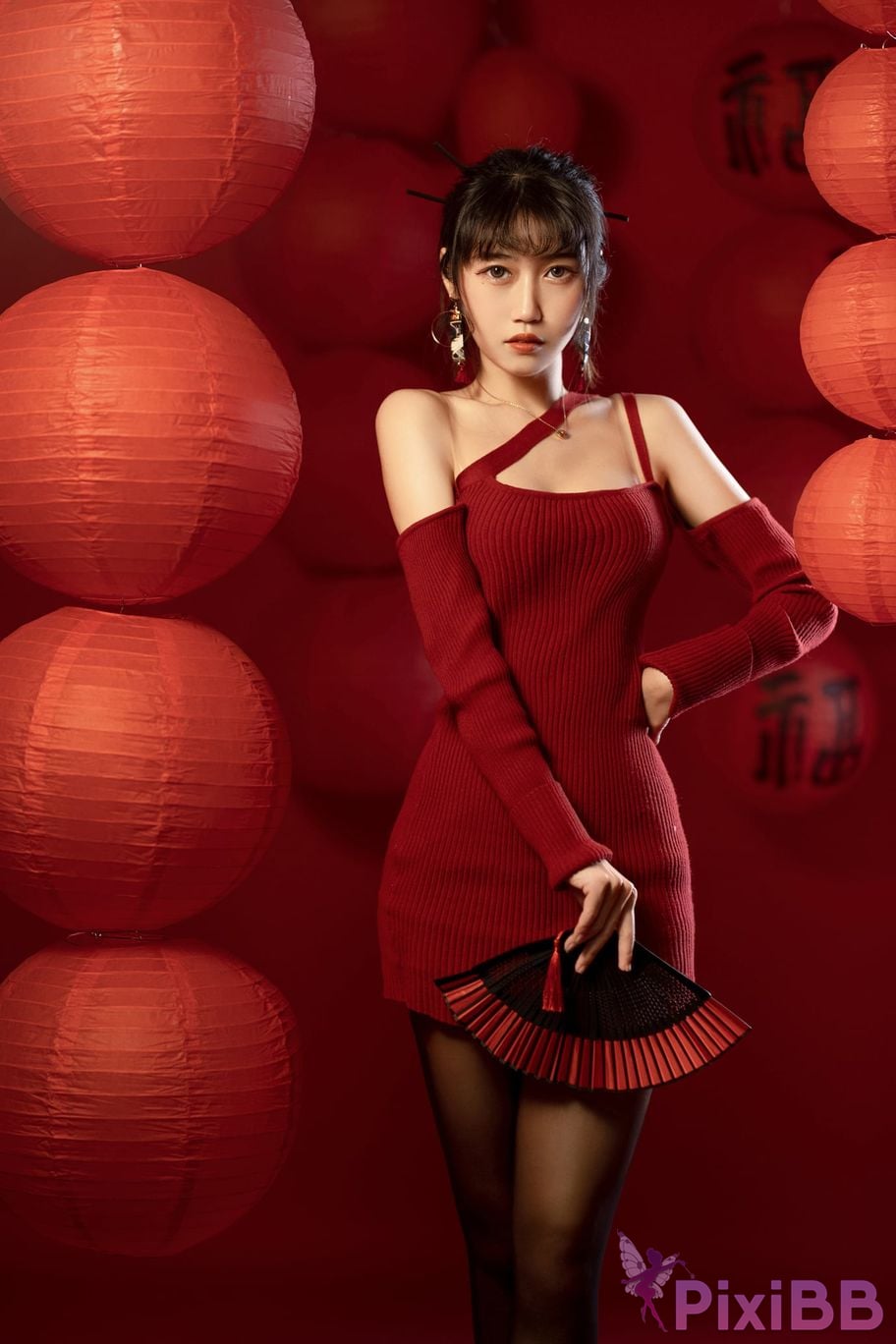 Cosplayer Not lazy cat new year PixiBB.COM 004