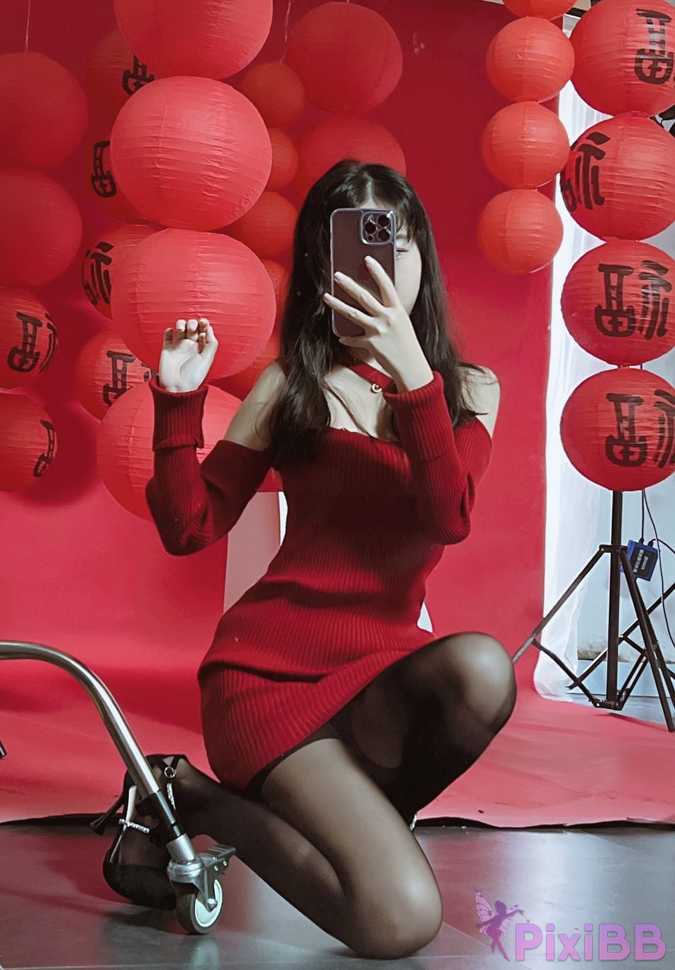 Cosplayer Not lazy cat new year PixiBB.COM 007