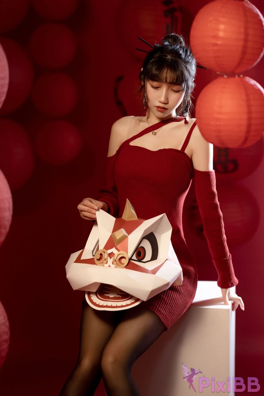 Cosplayer Not lazy cat new year PixiBB.COM 020