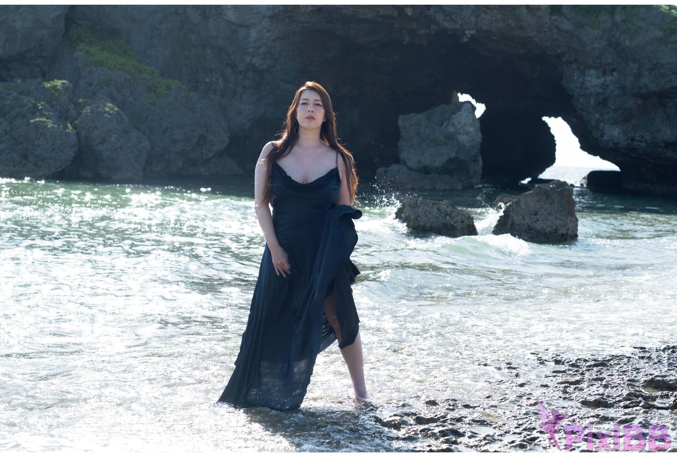 Japanese Idol Yumi Kazama debut 25 Anniversary photo book Beyond PixiBB.COM 003