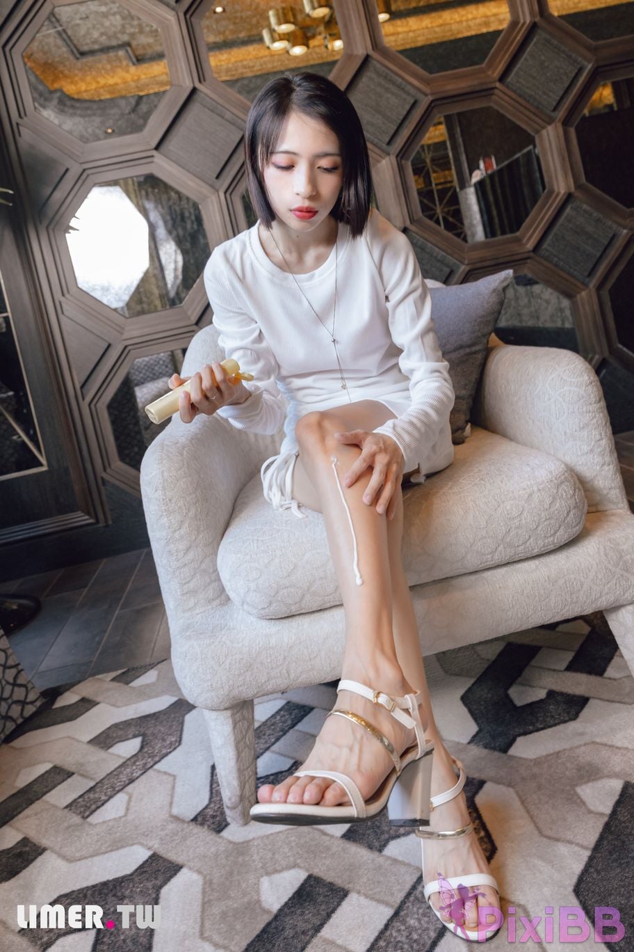 Limerence Original No.103 Snow white and tender skin Zizi winter temptation PixiBB.COM 031
