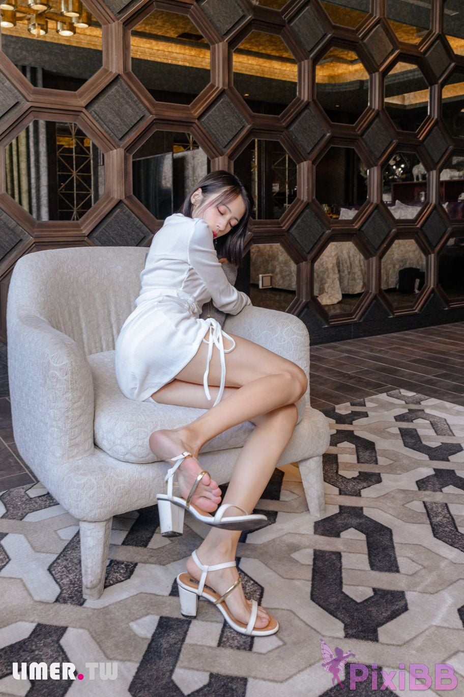 Limerence Original No.103 Snow white and tender skin Zizi winter temptation PixiBB.COM 039